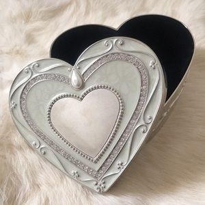 Things Remembered Heart Jewelry Box